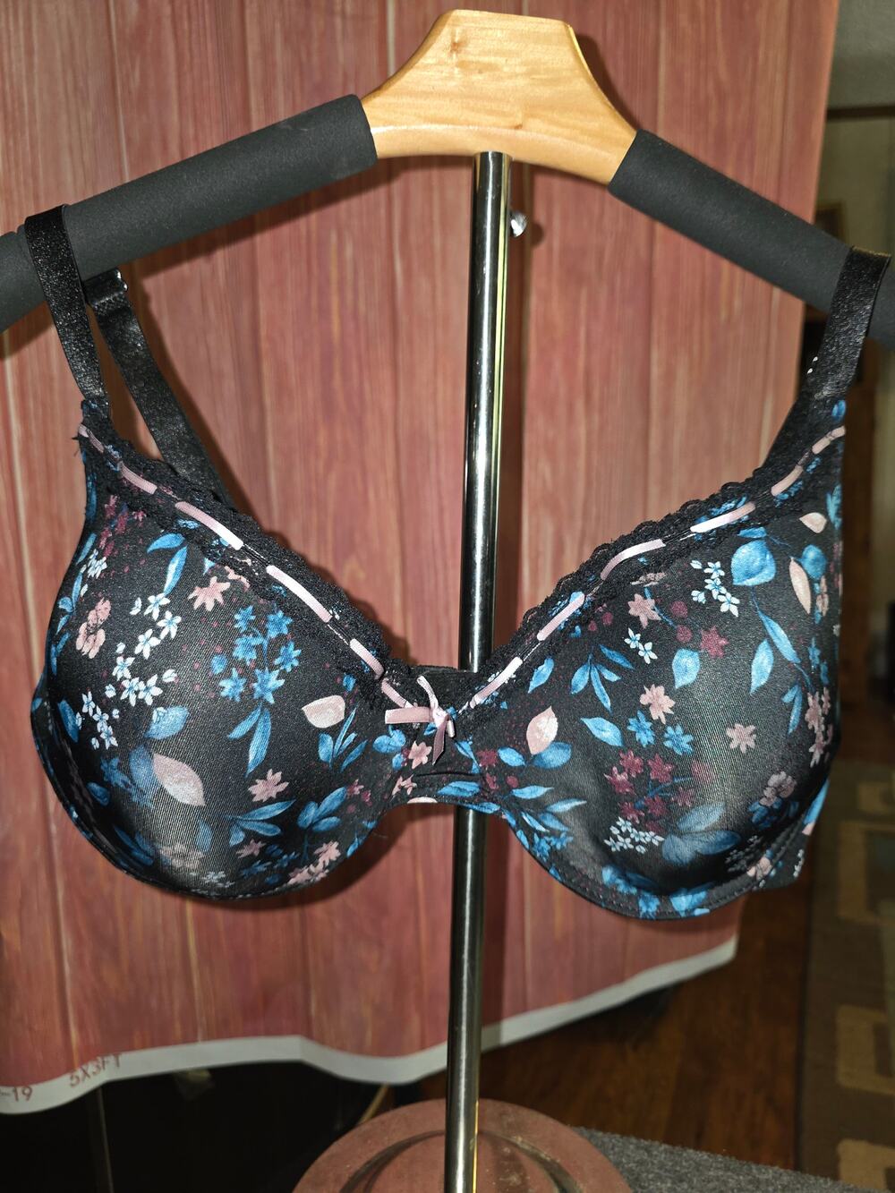 NWOT Just Be 42D Balconette Bra Black Blue Pink Floral Lace Underwire Ribbon